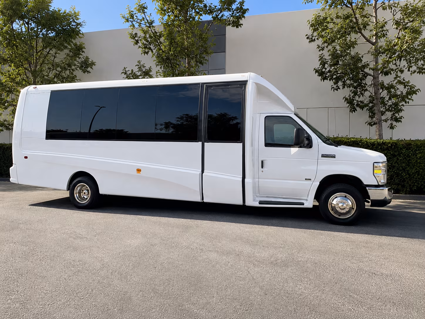 winery tour bus rentals from brownsville to los fresnos